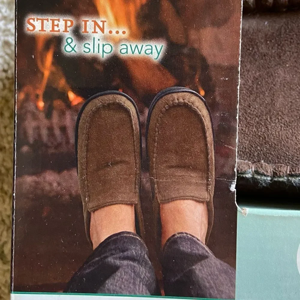 NWB Conair Massaging Brown Slipper Slip On Size 8-10